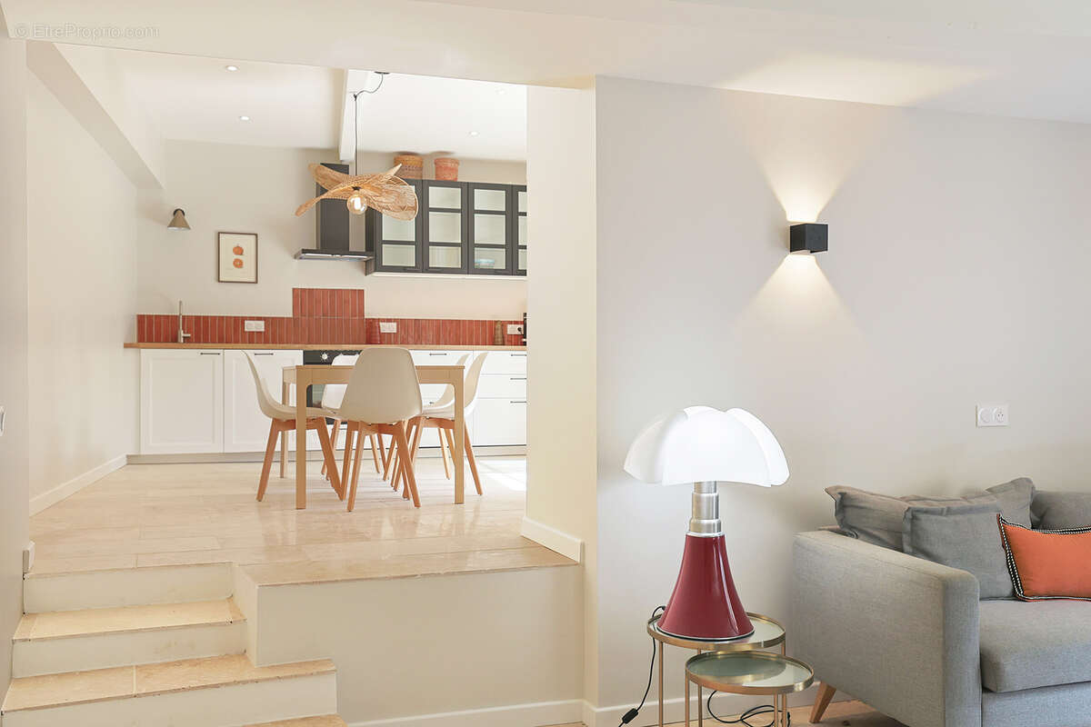 Maison à COLLOBRIERES