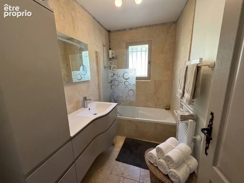 Auriol, maison individuelle de 136 m2, piscine, garage - photo 14