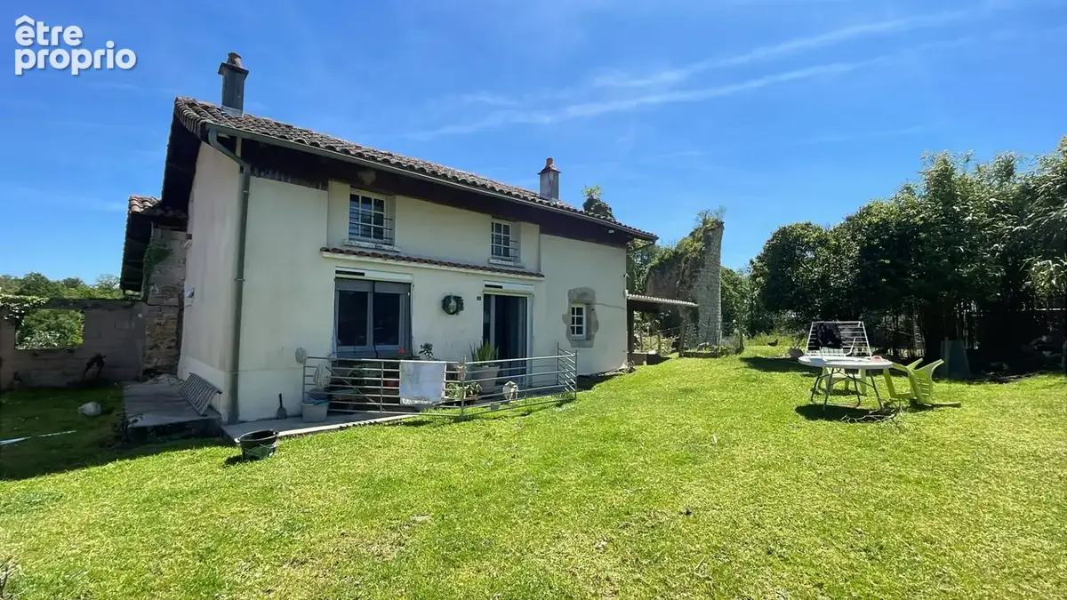 Maison 6 pièces 102 m² à vendre à Cheronnac (87600) - photo 1