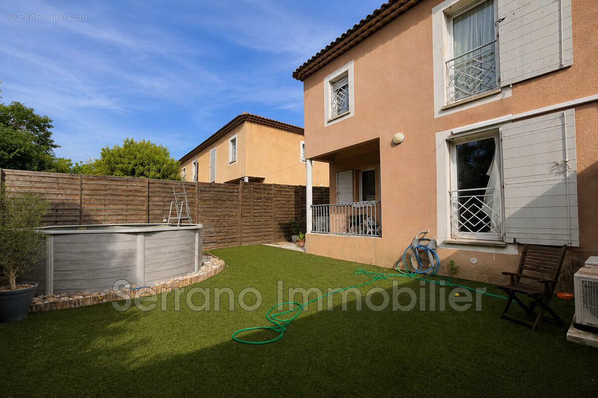 Maison 100 m² à Tarascon  - photo 2