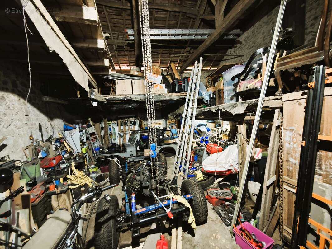 Commerce à SAINT-ESTEPHE