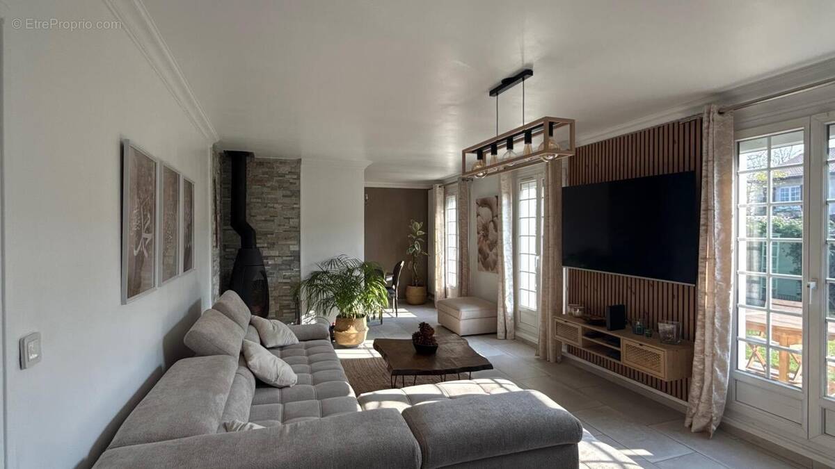 Photo 1 - Maison à LONGJUMEAU