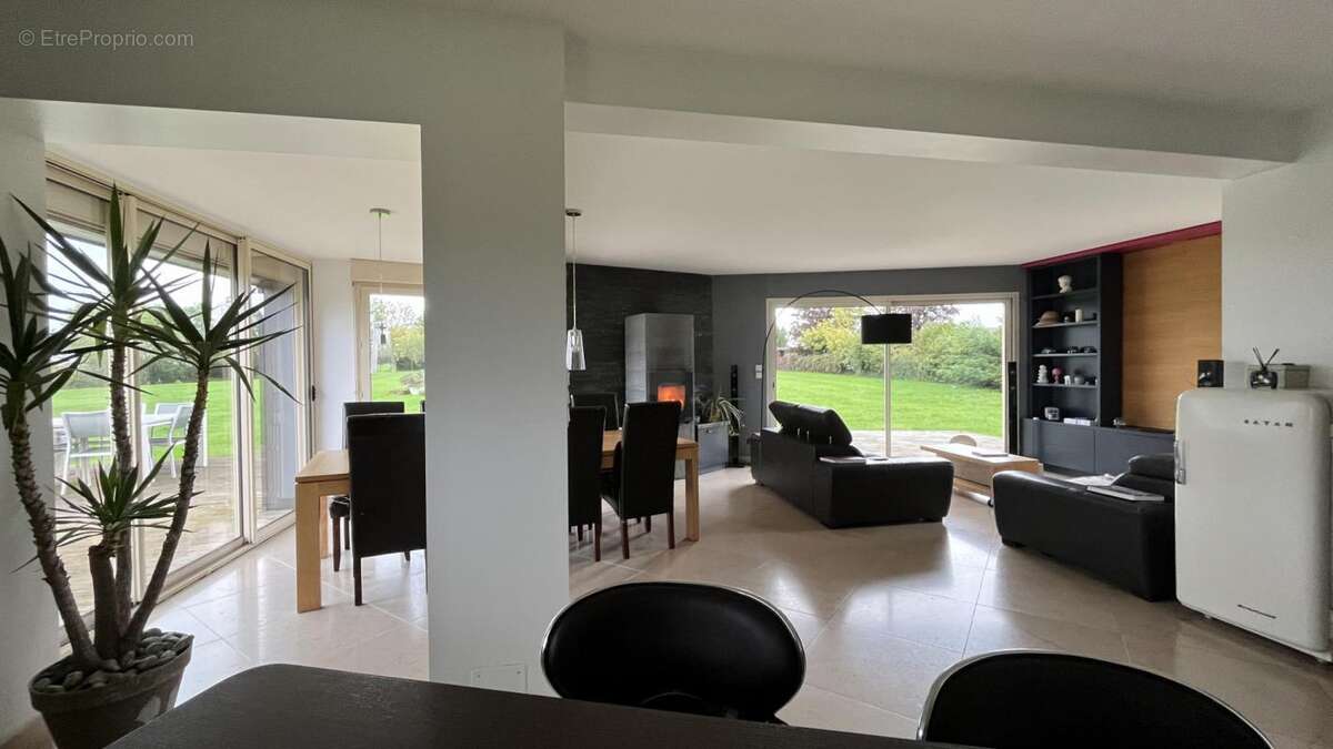 Maison à ARNAY-LE-DUC