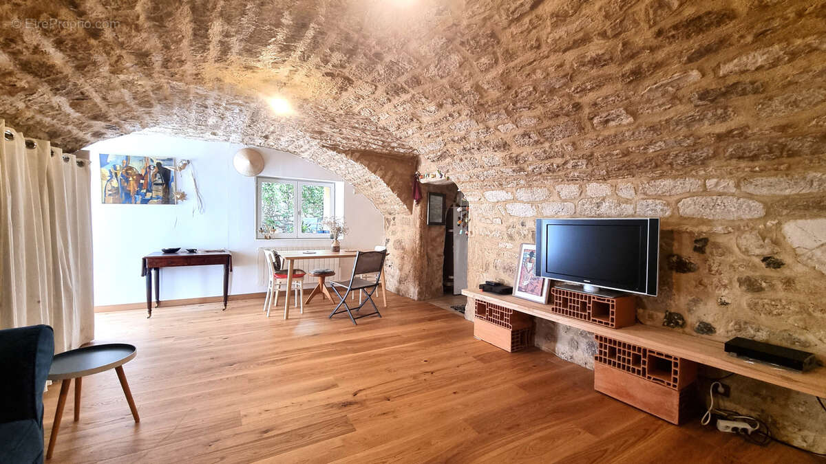 Maison à MONTFERRIER-SUR-LEZ