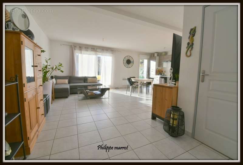 Appartement à CLARENSAC