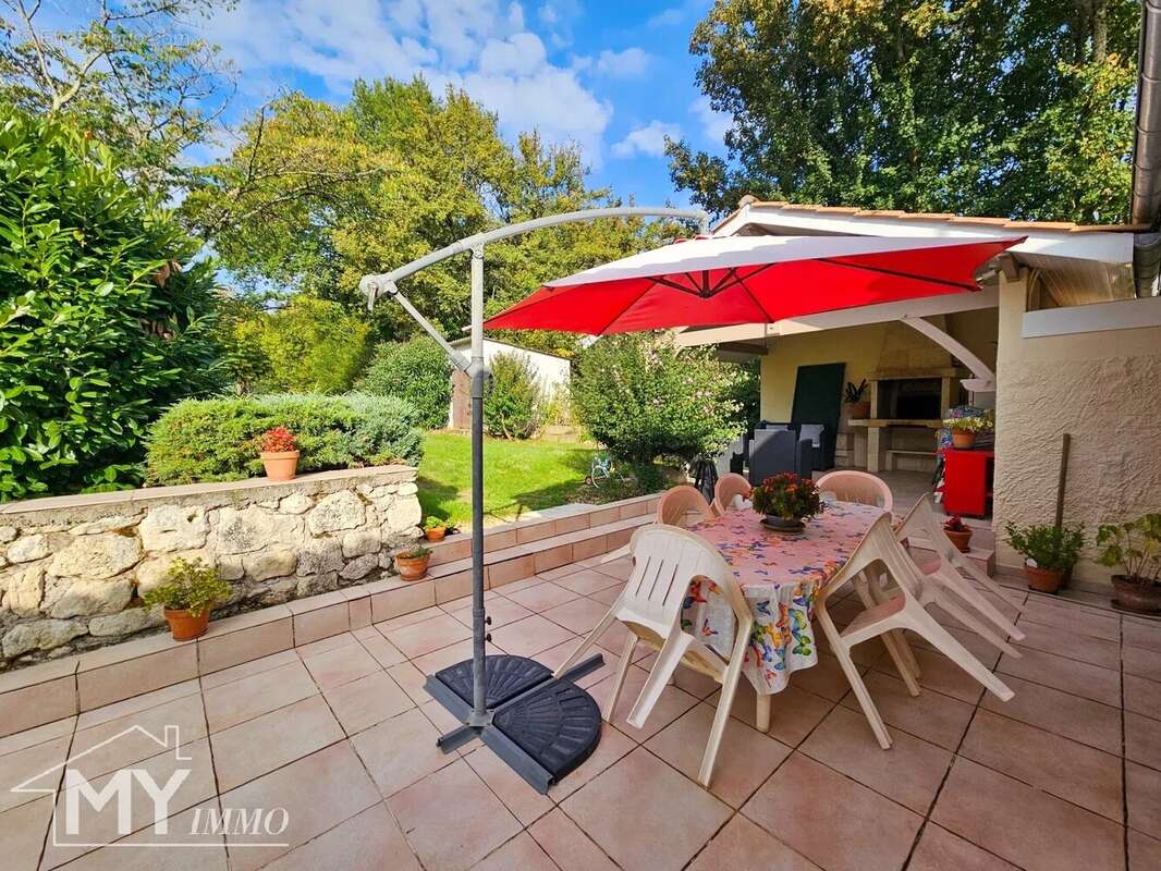 Maison à LA ROQUILLE