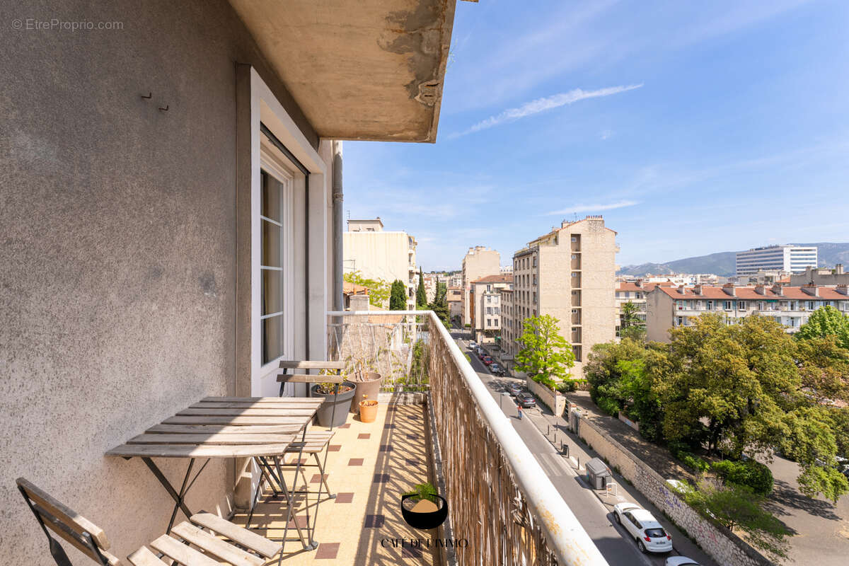 Appartement à MARSEILLE-5E