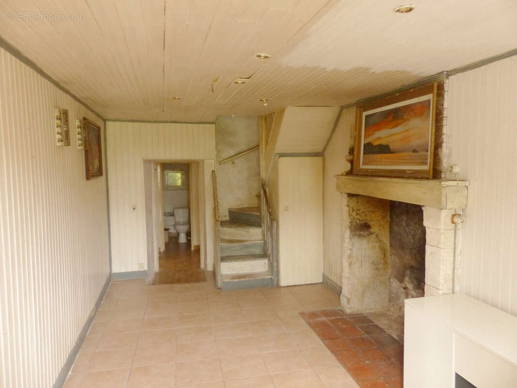 Maison à SAINT-MEARD-DE-DRONE