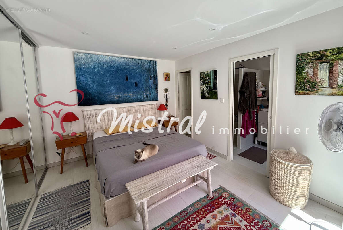 Vente maison de village aigues mortes intra muros - photo 17