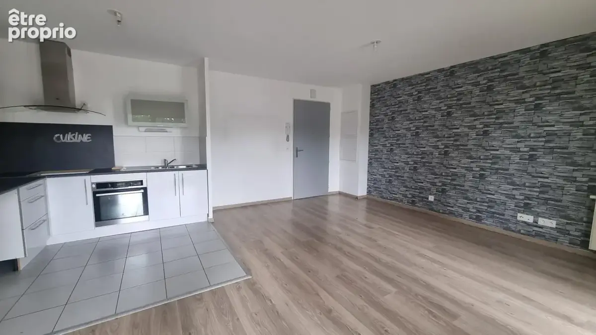 Appartement F3 à vendre - Maromme La Maine - 62 m² - Vue panoramique Rouen - 2 balcons - Parking - photo 8
