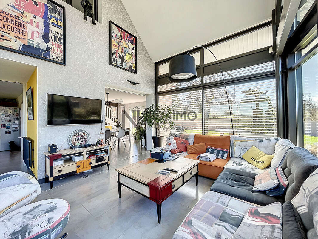 Maison à REBEUVILLE