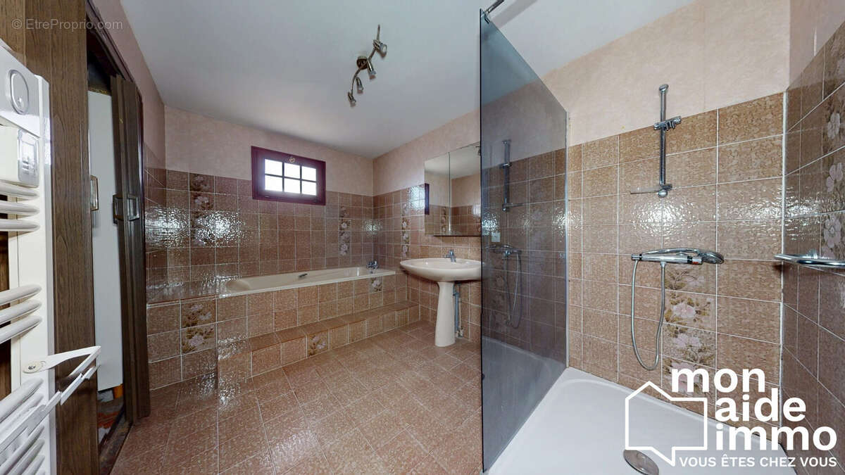 Maison 70 m² à Saint-Caprais-De-Bordeaux  - photo 7