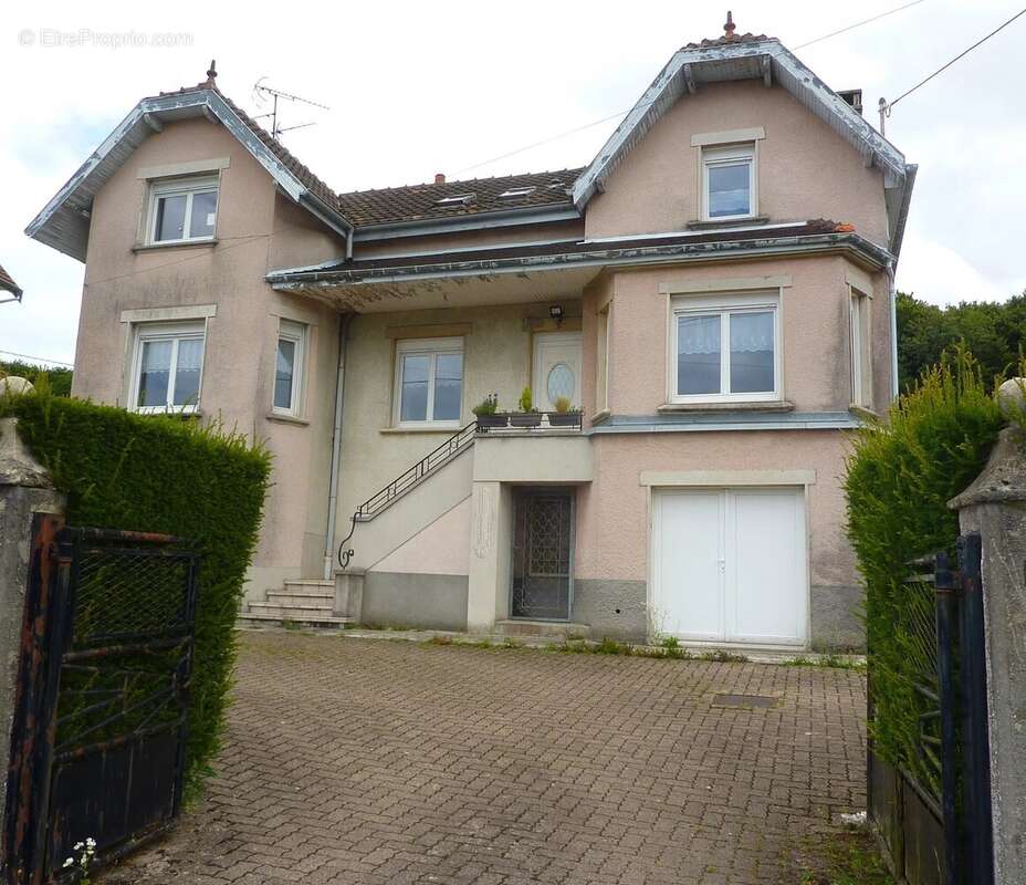 Maison à COURCELLES-LES-MONTBELIARD