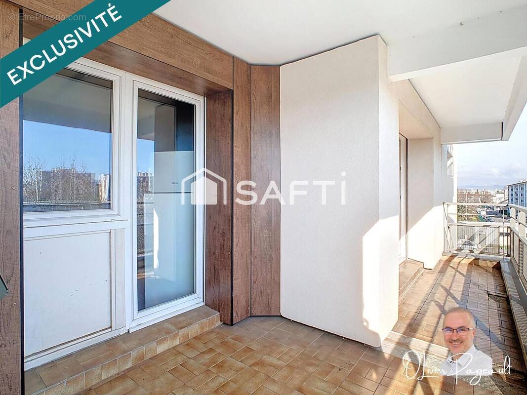Photo 1 - Appartement à LYON-8E