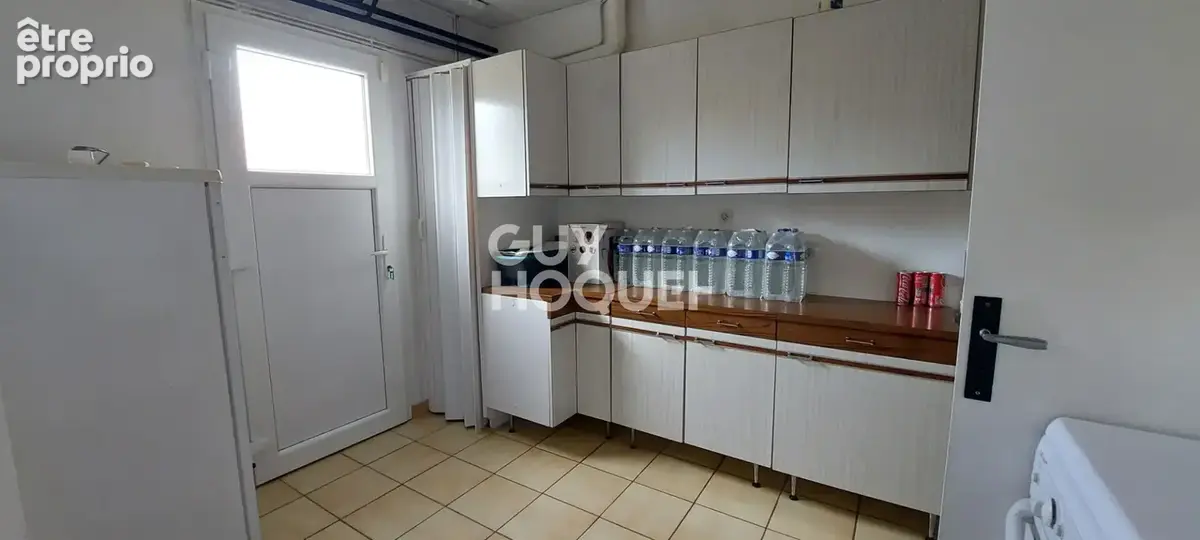 MEZIERES SUR SEINE - Maison 3 chambres - 1000m² de terrain - photo 9