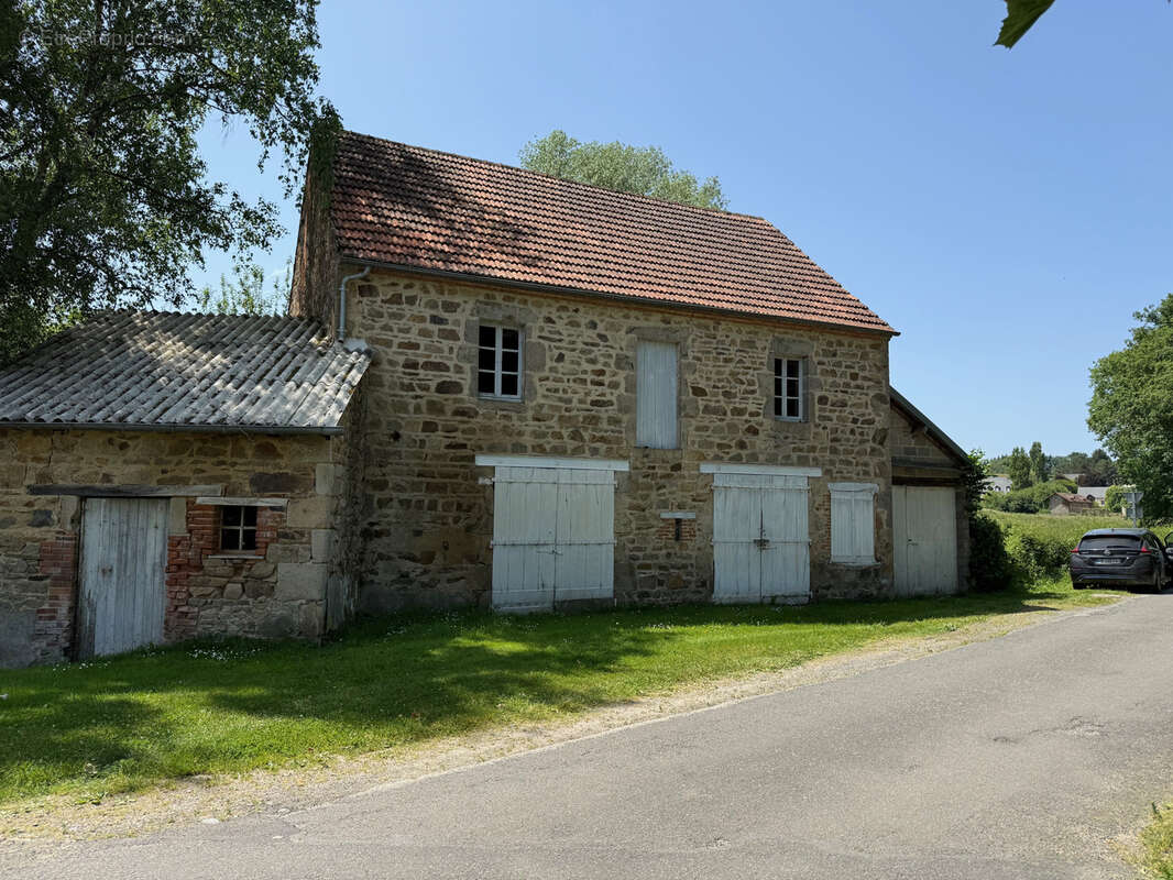 Maison à PIONSAT
