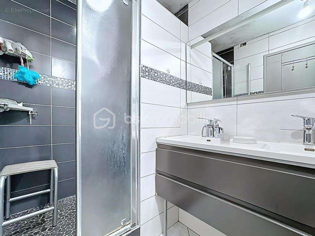 Appartement à ECHIROLLES