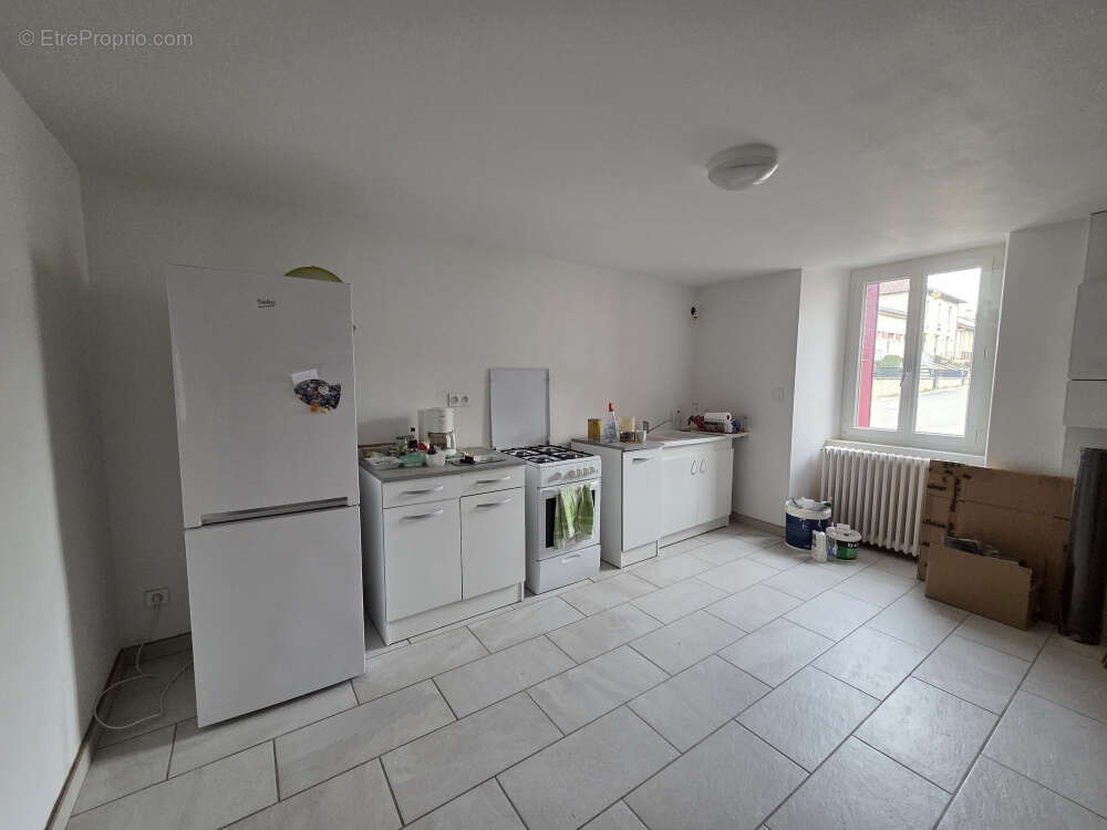 Maison à SAINT-CYR