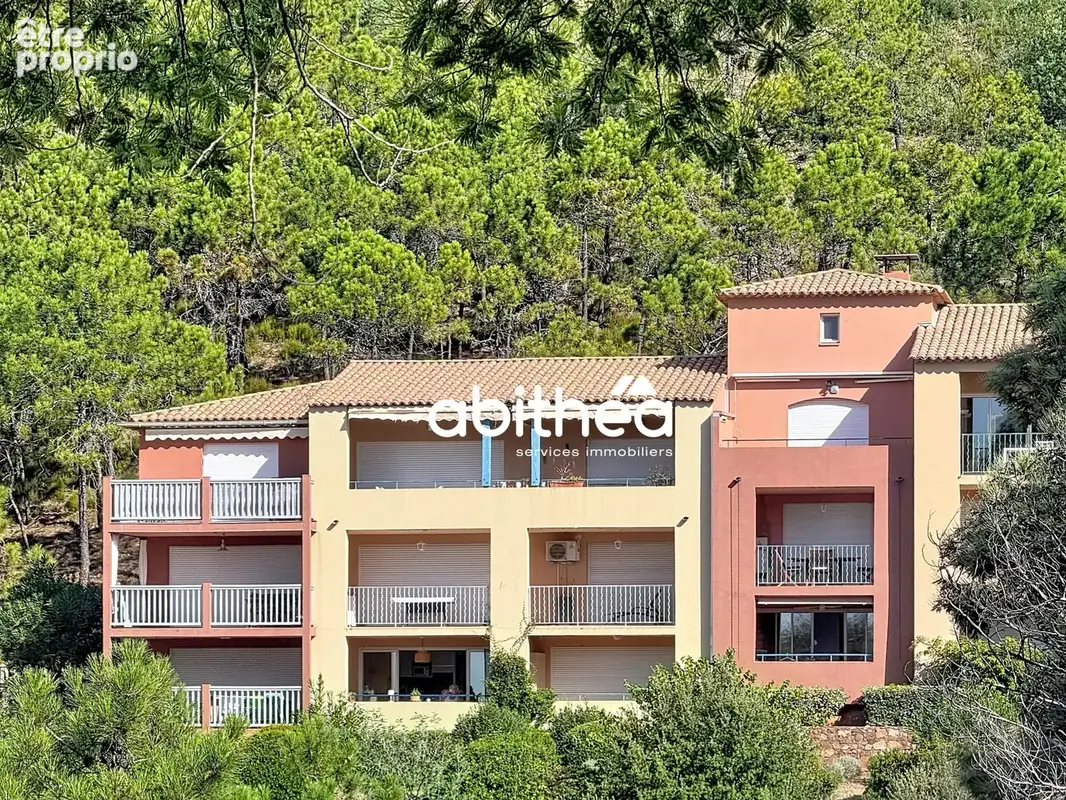 Appartement avec loggia et vue mer - photo 17