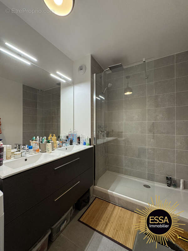 Appartement à VELIZY-VILLACOUBLAY