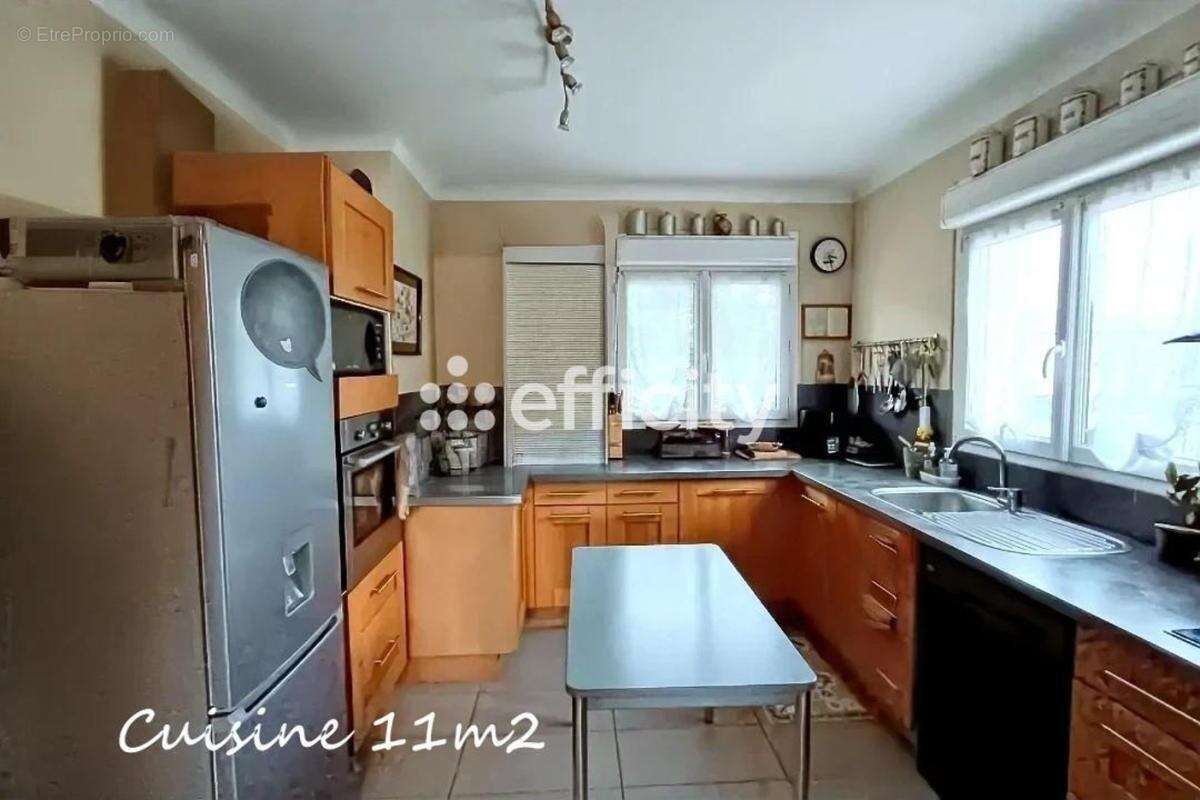 Maison 170 m² à Saint-Herblain  - photo 6