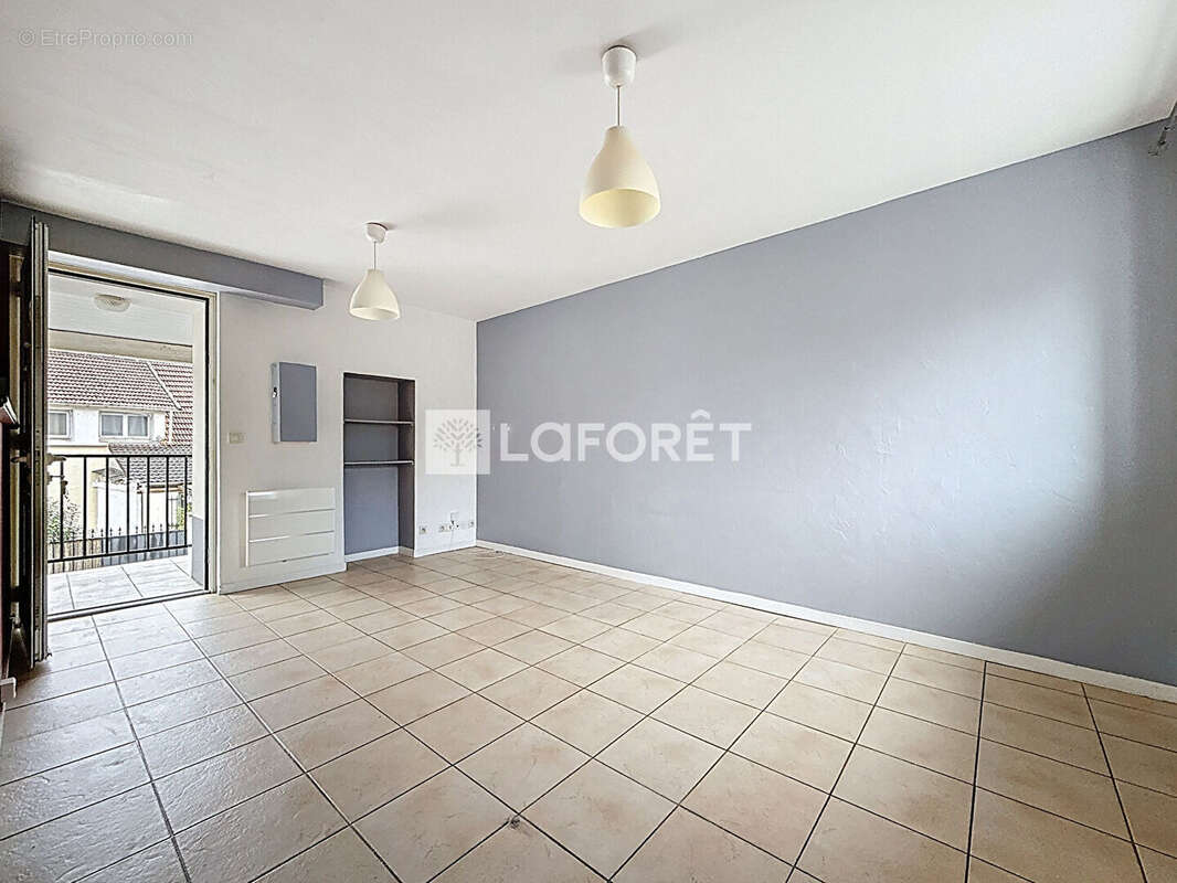 Appartement à LIEUSAINT