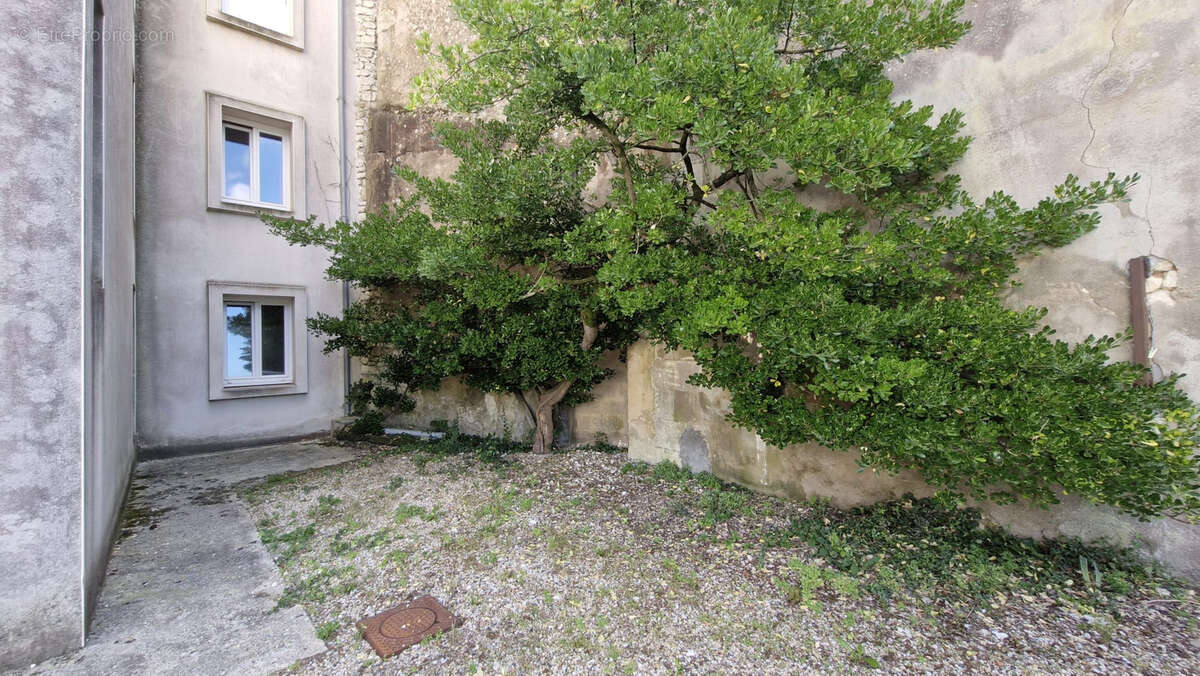 Appartement à MORTAGNE-SUR-GIRONDE