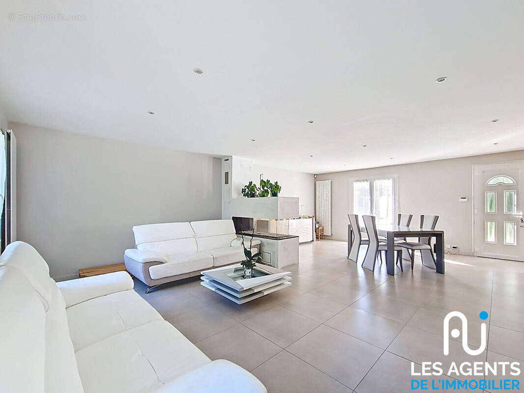 Maison à MEUNG-SUR-LOIRE