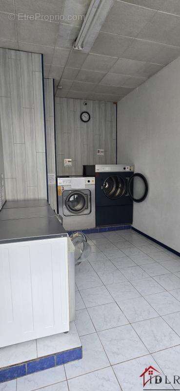 SALINS LES BAINS, Centre-Ville . Immeuble de rapport  289 m2 - photo 3