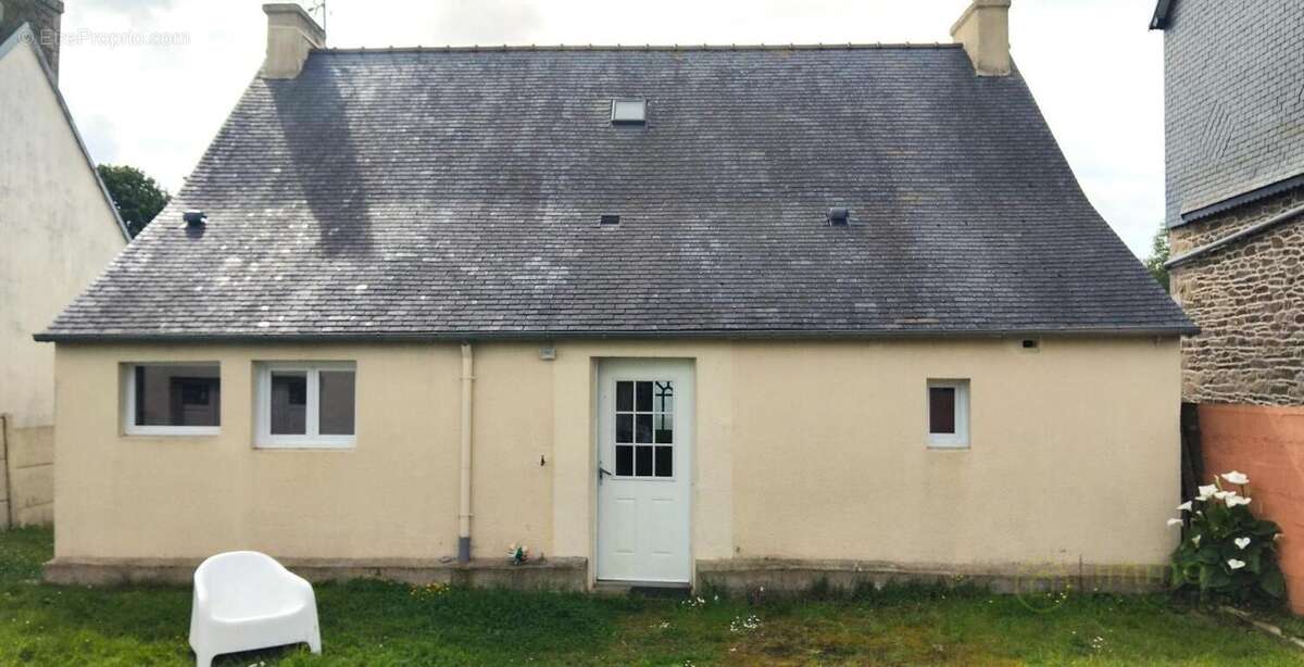 Maison à PLOUEC-DU-TRIEUX