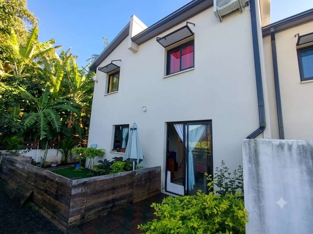 Maison F4 avec étage – La Rivière Saint-Louis - photo 2