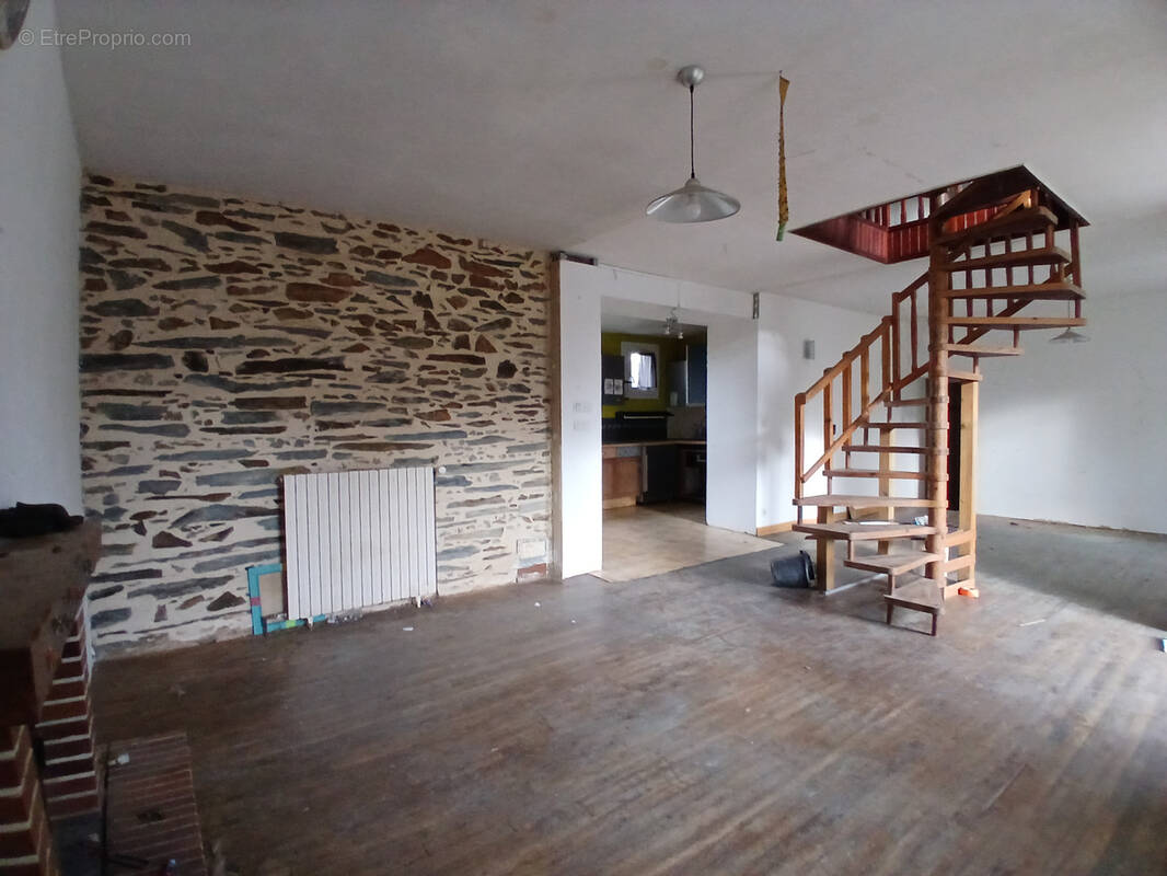 Maison à GUEMENE-PENFAO