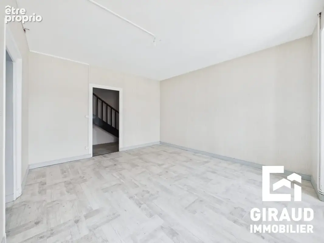 Maison 8 pièces 312 m² à vendre à L'hermenault (85570) - photo 5