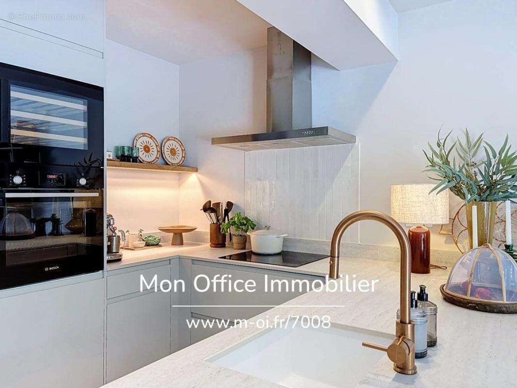 Référence : 7008-les - duplex t3 rénové à 100m de la plage à vendre à grimaud beauvallon - photo 11