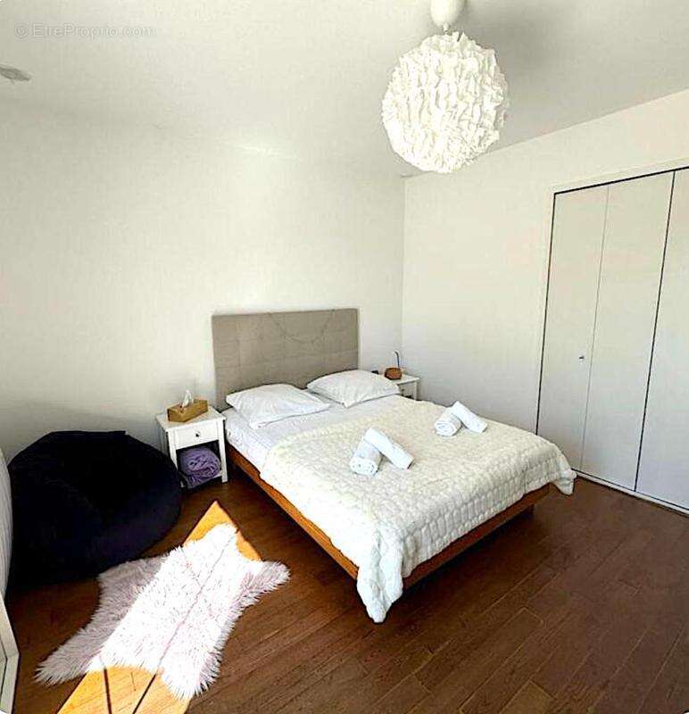 Maison à POURRIERES