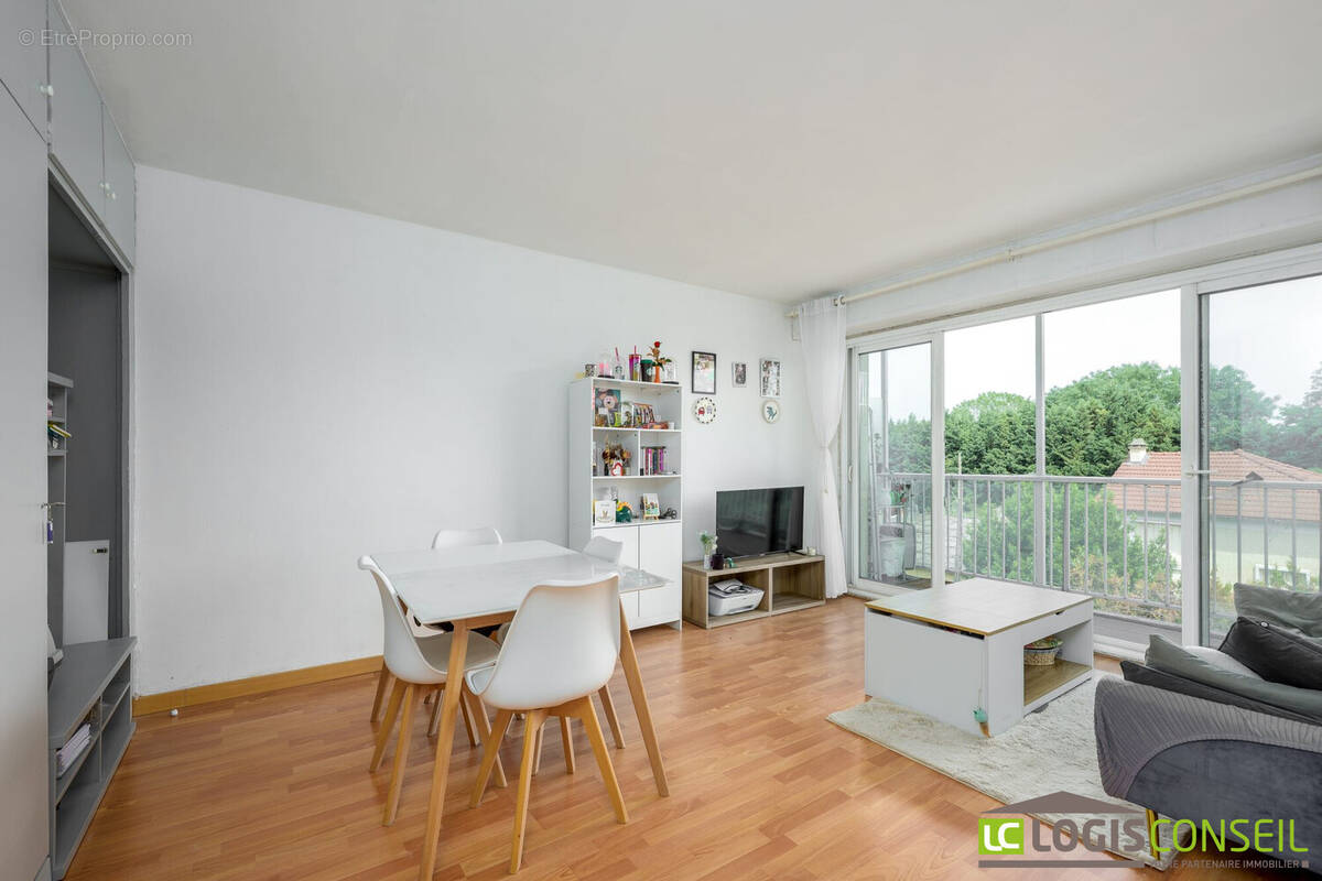 Appartement à CHATENAY-MALABRY