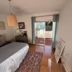 Appartement à MARSEILLE-7E