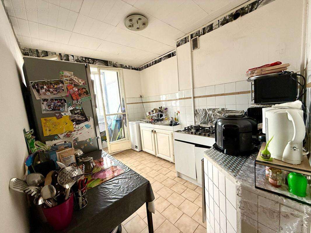 Appartement Marseille 3 pièce(s) 60 m2 - photo 2