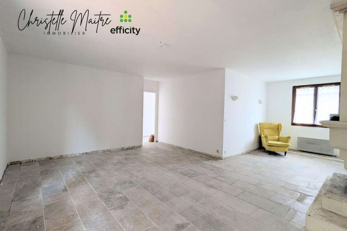 Maison à MAUSSANE-LES-ALPILLES