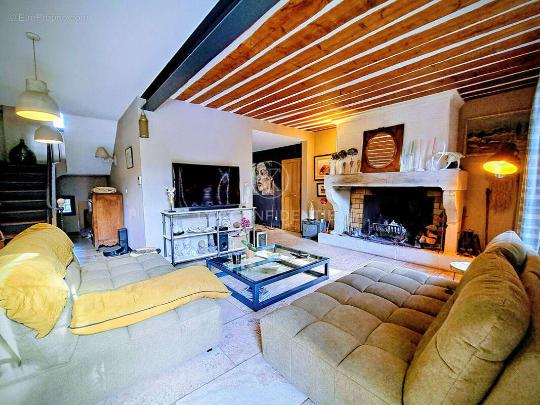 Mas de ville Saint Remy De Provence 260 m2 - photo 5