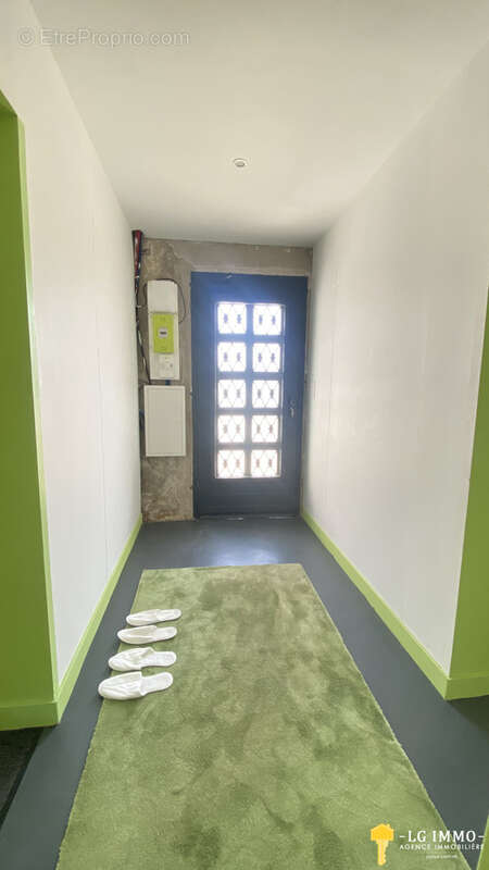 Maison à BRIE-SOUS-MORTAGNE