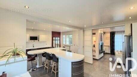 Photo 7 - Maison à POISSY