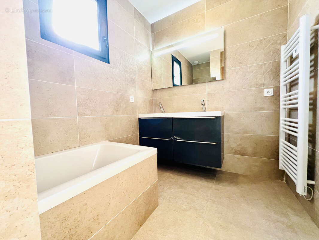 Maison à CLERMONT-L'HERAULT