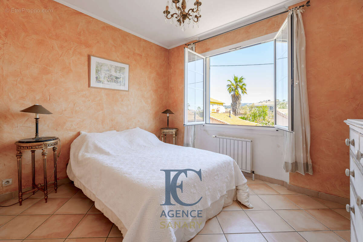 Maison à SANARY-SUR-MER