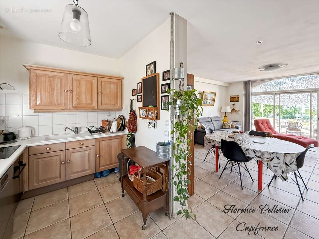 Maison à vendre 3 pièces CUQ TOULZA (81) - Terrain de 9 900 m² et dépendances - photo 8