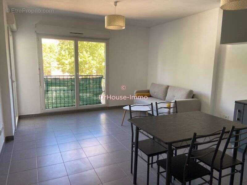Appartement à MARSEILLE-12E