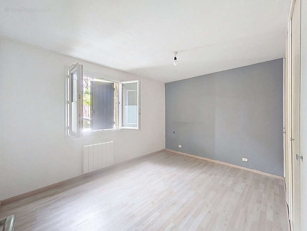 Maison à LES ANGLES