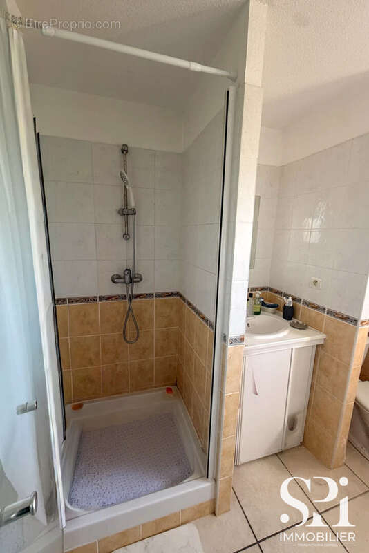 Appartement à PIERREFEU-DU-VAR