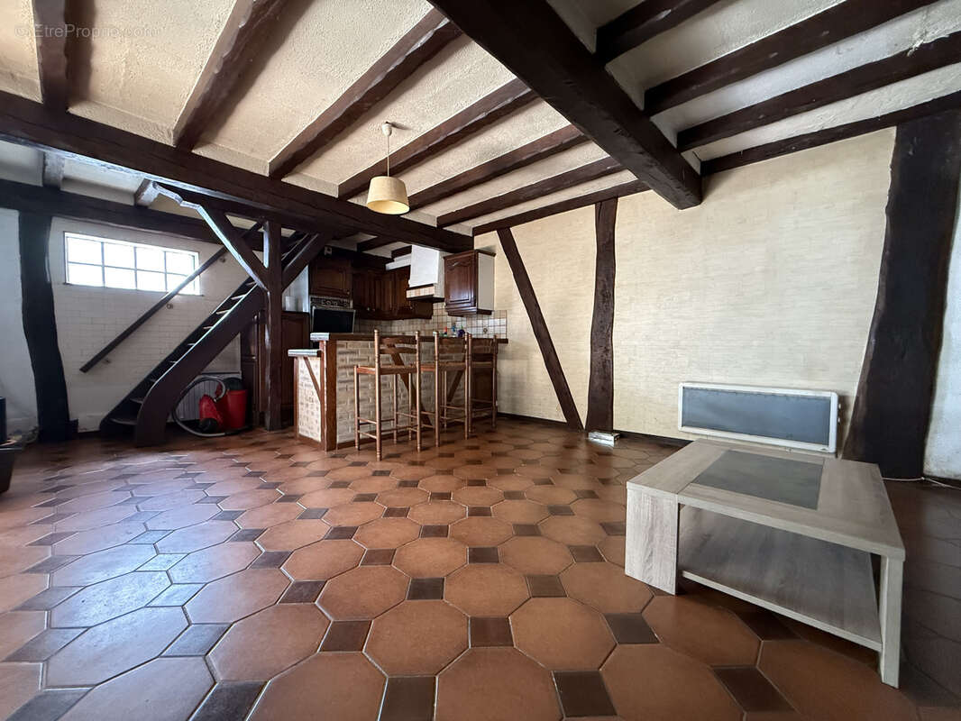 Maison à LE BLANC-MESNIL