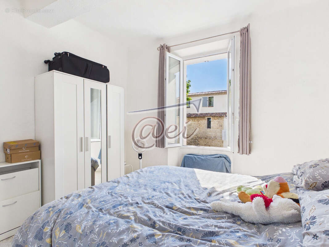Appartement à SAINT-MAXIMIN-LA-SAINTE-BAUME